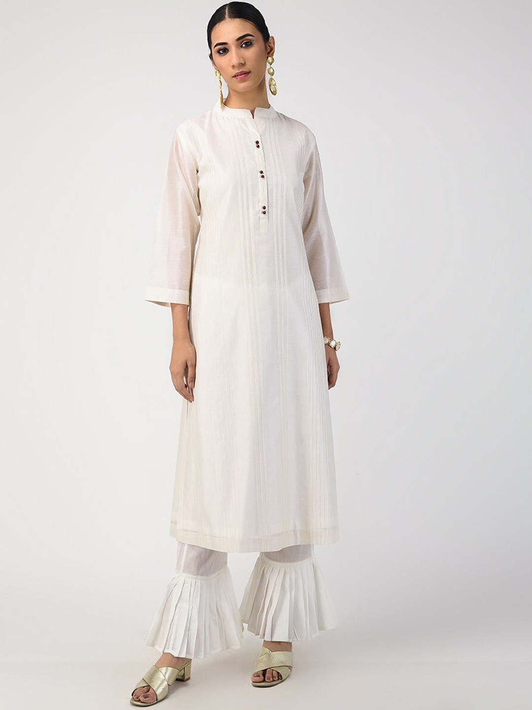 Buy SMRITI GUPTA Striped Mandarin Collar Chanderi Cotton Kurta Kurtas