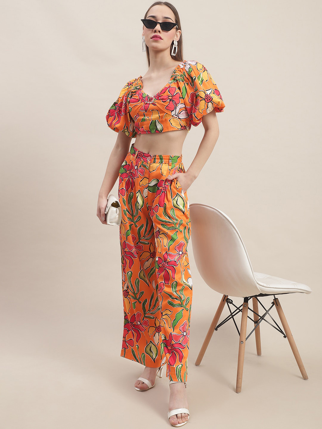 Women Floral Printed Boat Neck Crop Top with Flared Palazzos Co-Ords Set