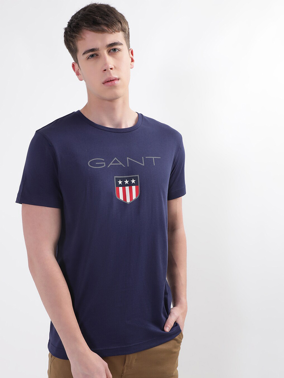 Gant Men Red Solid Round Neck Short Sleeves Tshirt