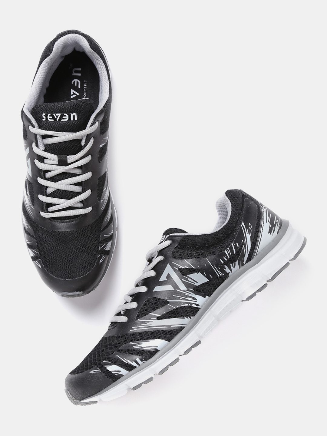 seven by ms dhoni cricket shoes