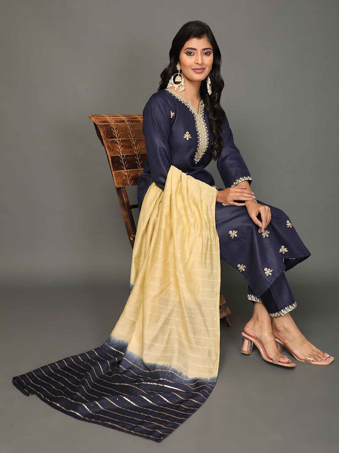 Varanga Ethnic Motifs Zari Embroidered Kurta with Trousers & Dupatta main image 1