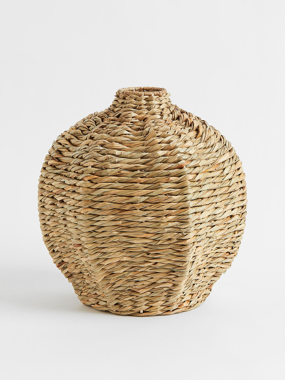 Buy H&M Beige Handmade Seagrass Vase Vases for Unisex 22380620 Myntra