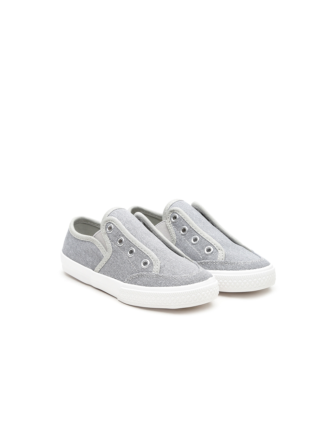 benetton slip ons