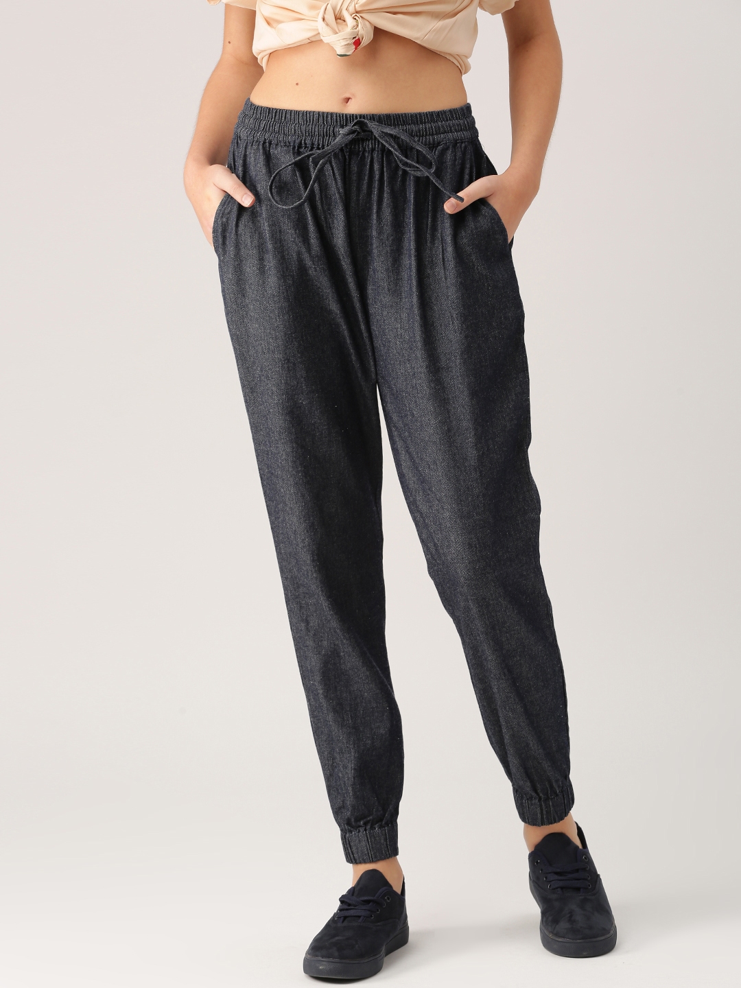 women dress joggers