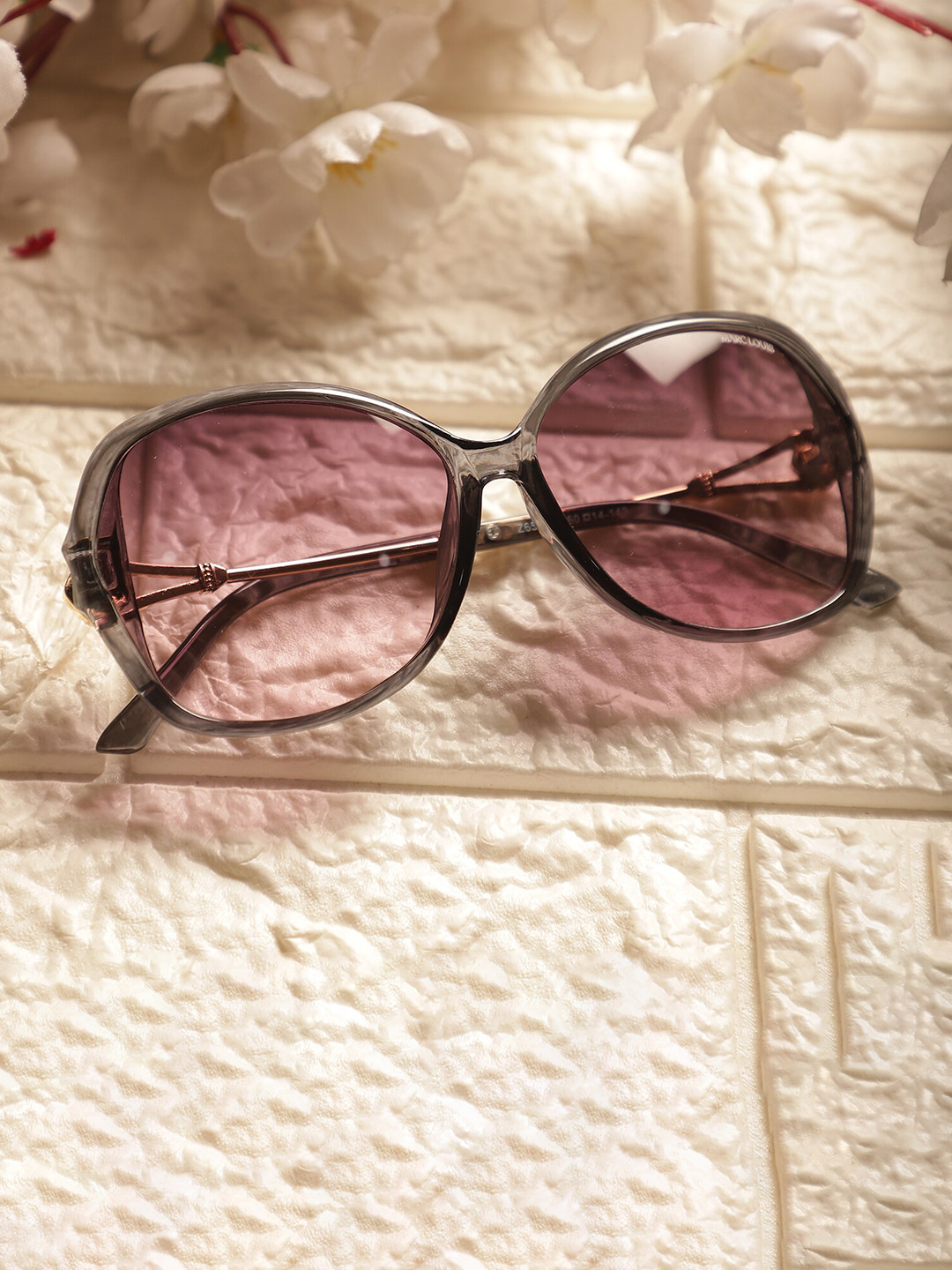 Buy MARC LOUIS Women Lens & Square Sunglasses With UV Protected Lens ML