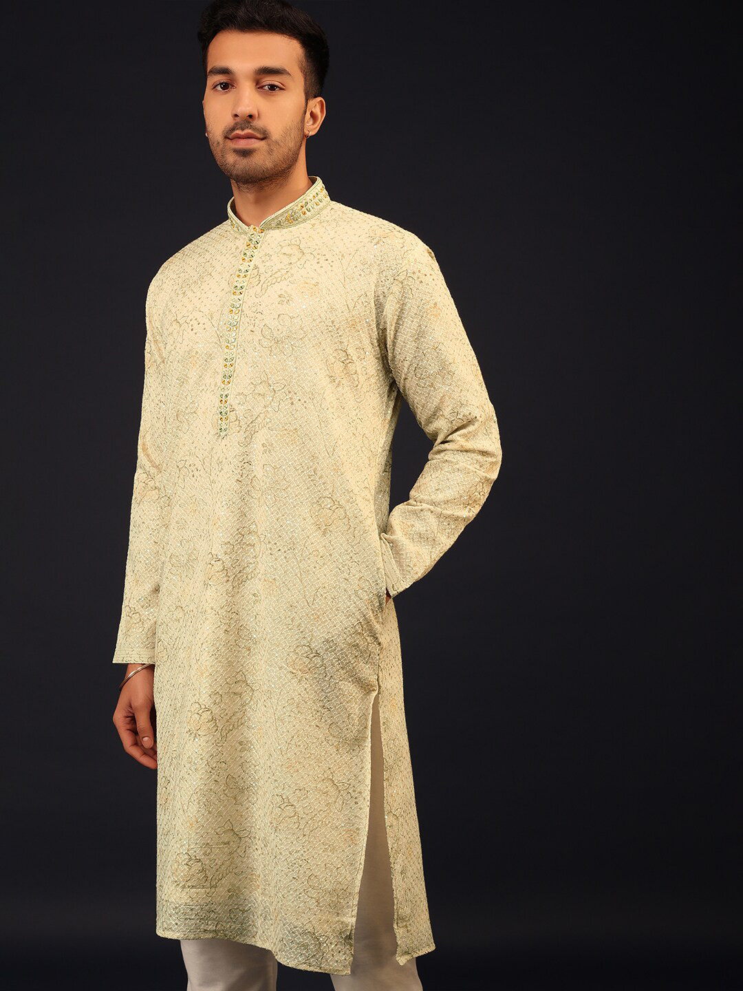 Men'S Silk Blend Collar Embroidered Kurta Only