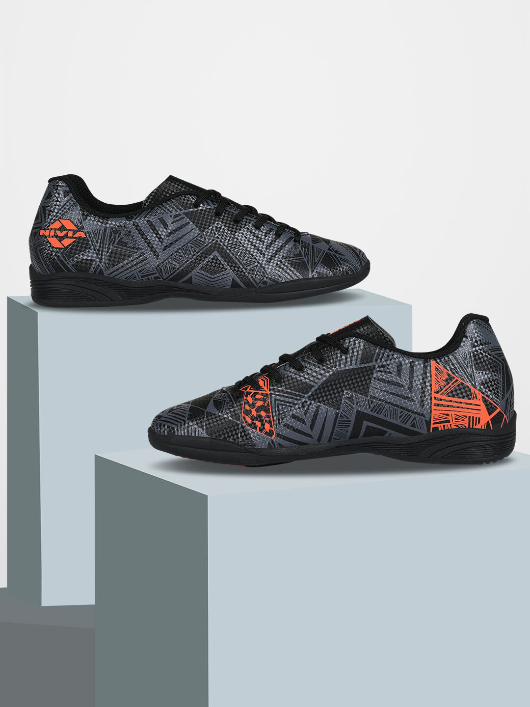 nivia aviator futsal shoes