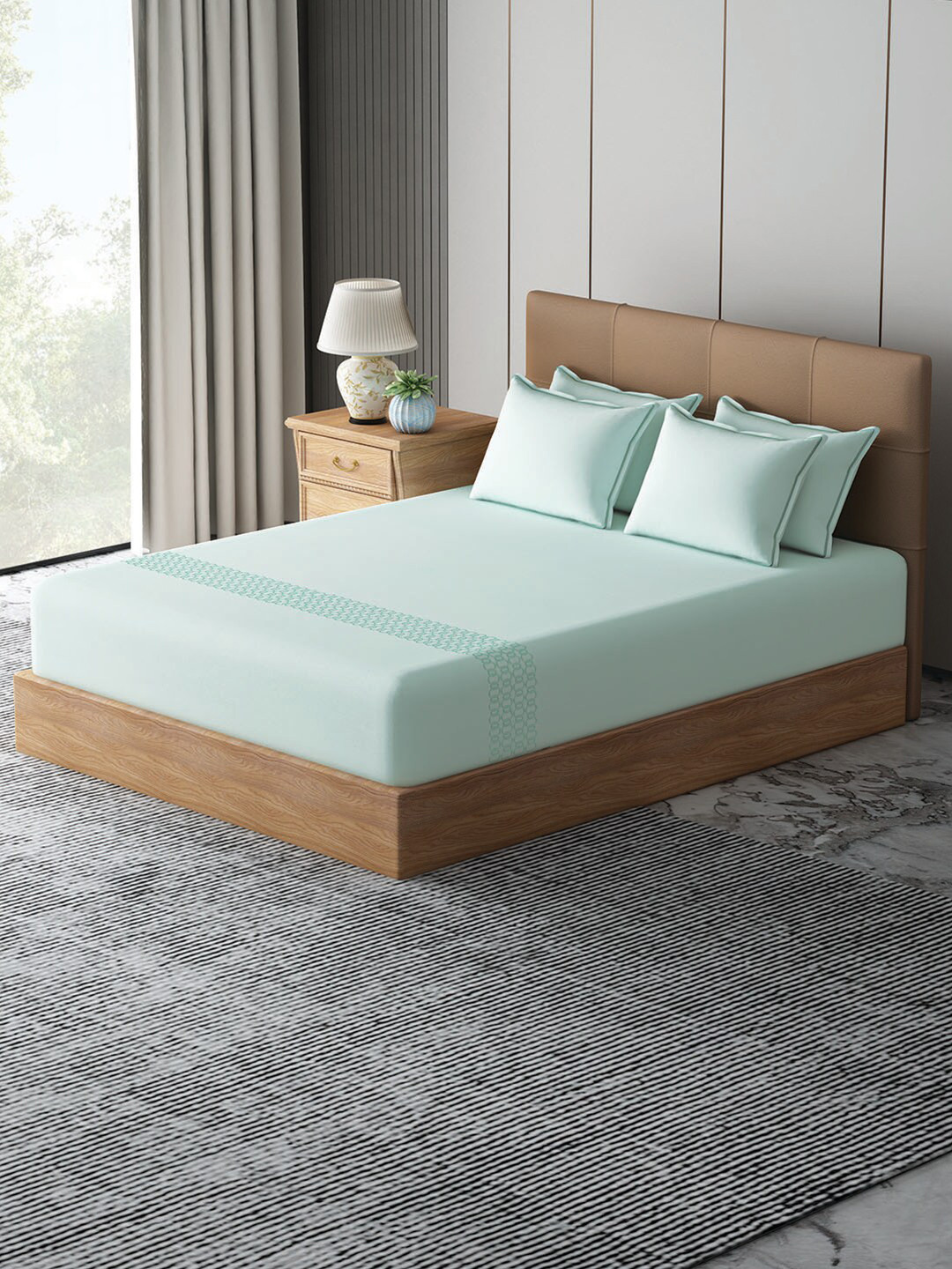 Off-White & Sea Green Geometric King-Size Bedsheet Set – 100% Cotton, Soft & Breathable (144 TC)
