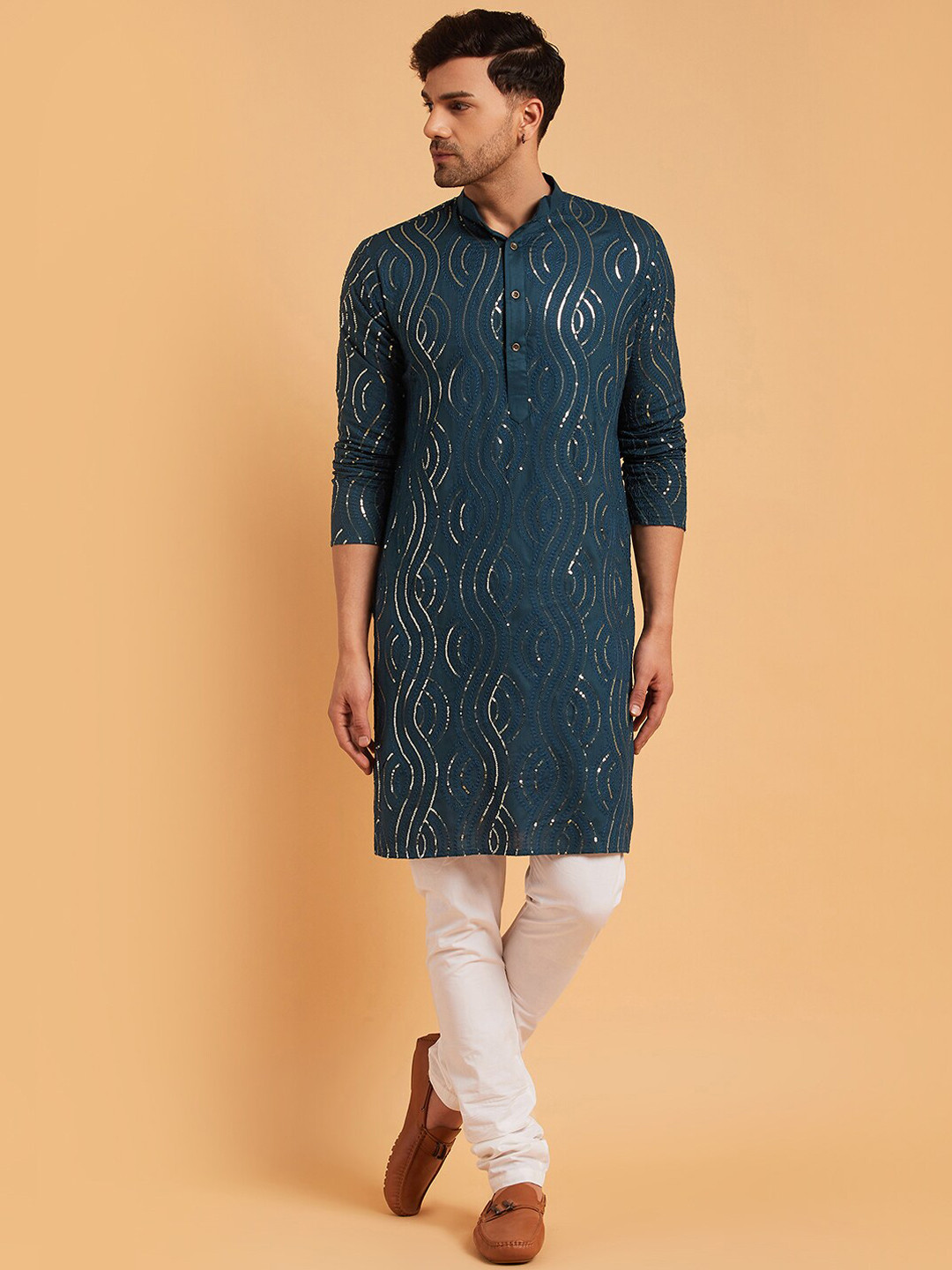 Sojanya Kurta Uomo In Puro Cotone | Ricamato Con Paillettes | Colore: Sequenza | Lunghezza Al Ginocchio
