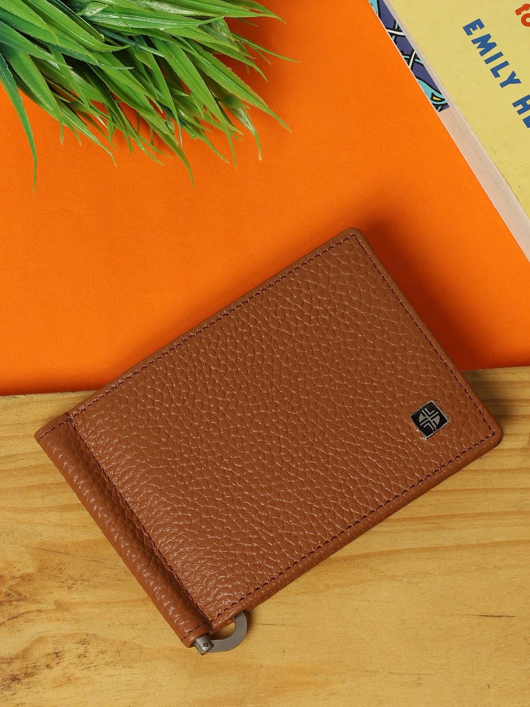 Buy Carlton London Men Textured Leather Two Fold Money Clip Wallet