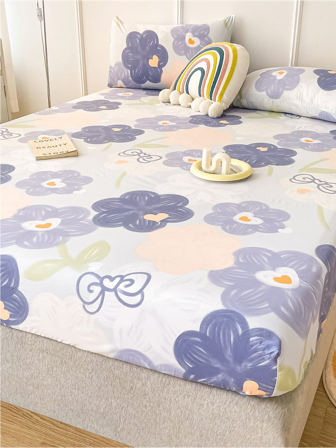 Buy JC HOME Purple & White Floral Fitted 150 TC King Bedsheet With 2