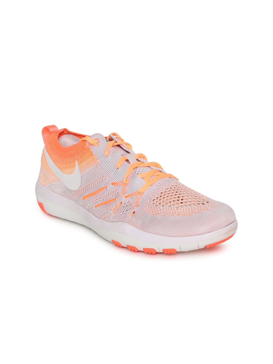 nike shoes online myntra