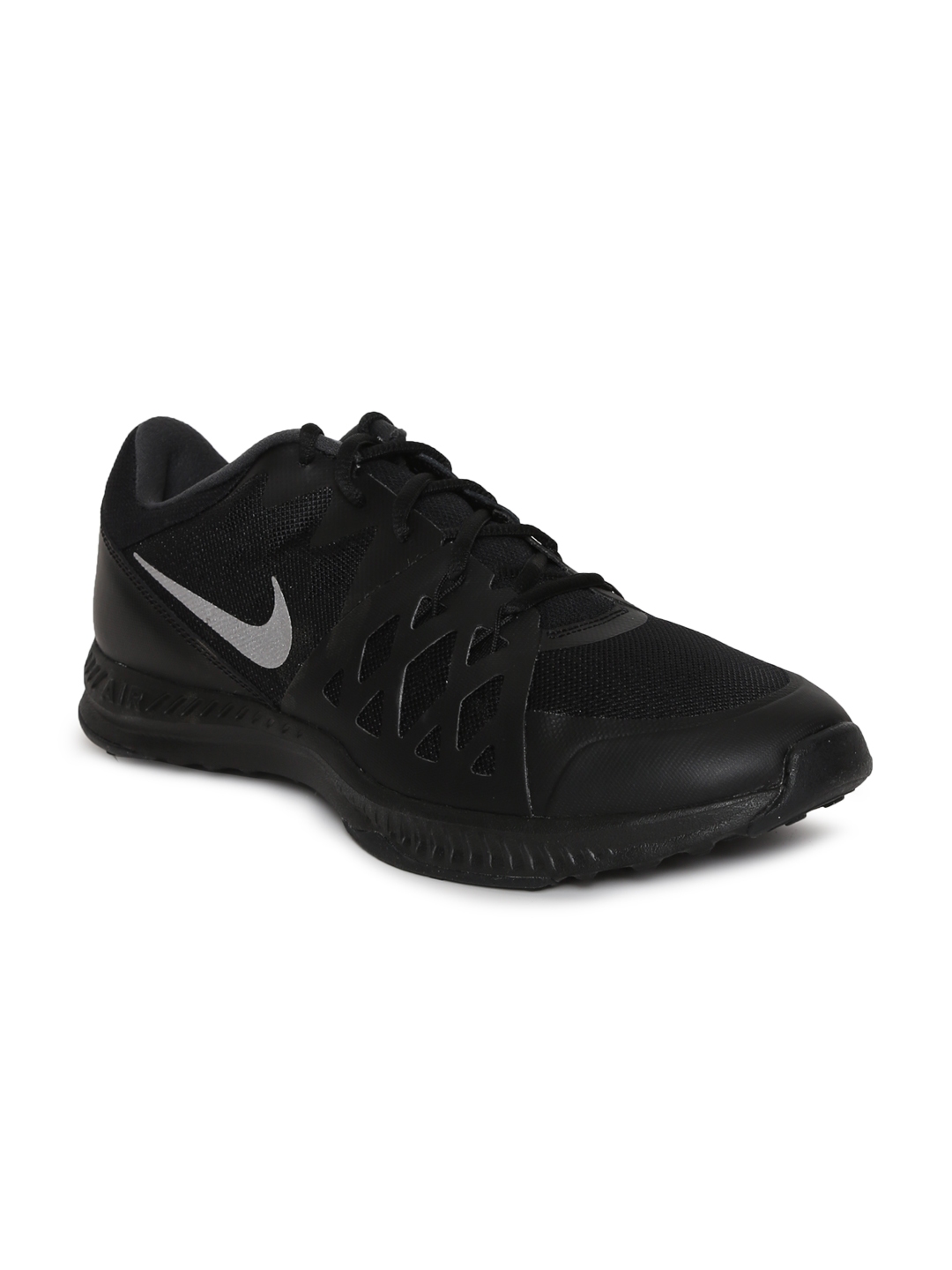 nike sports shoes for men myntra