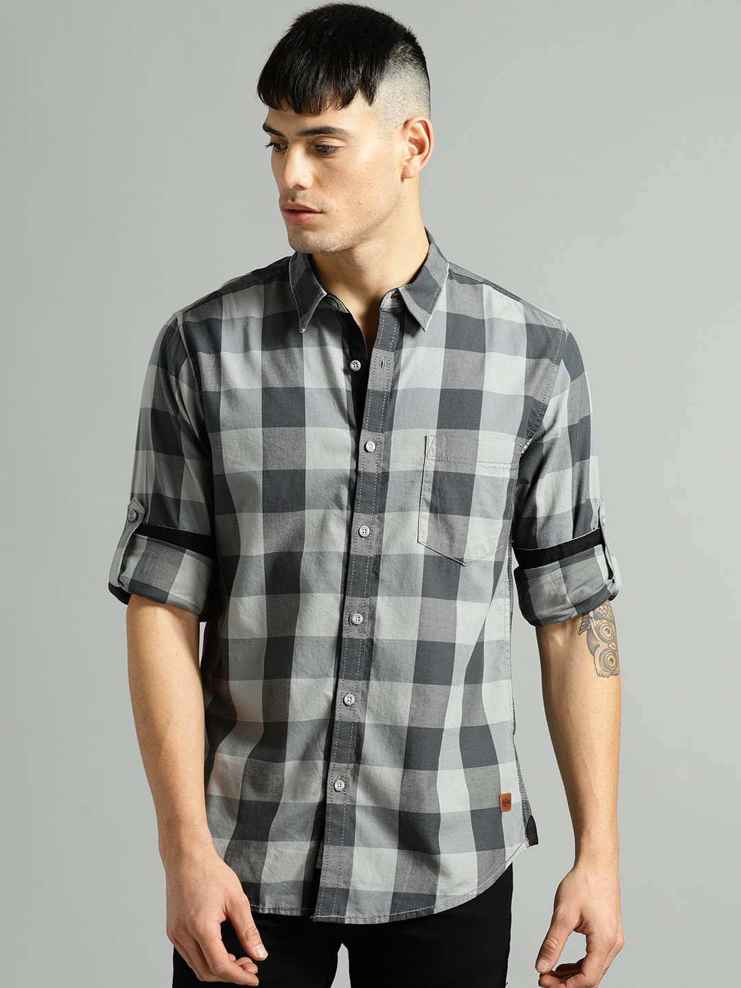 Buy Roadster Men Grey Regular Fit Checked Casual Shirt Shirts for Men