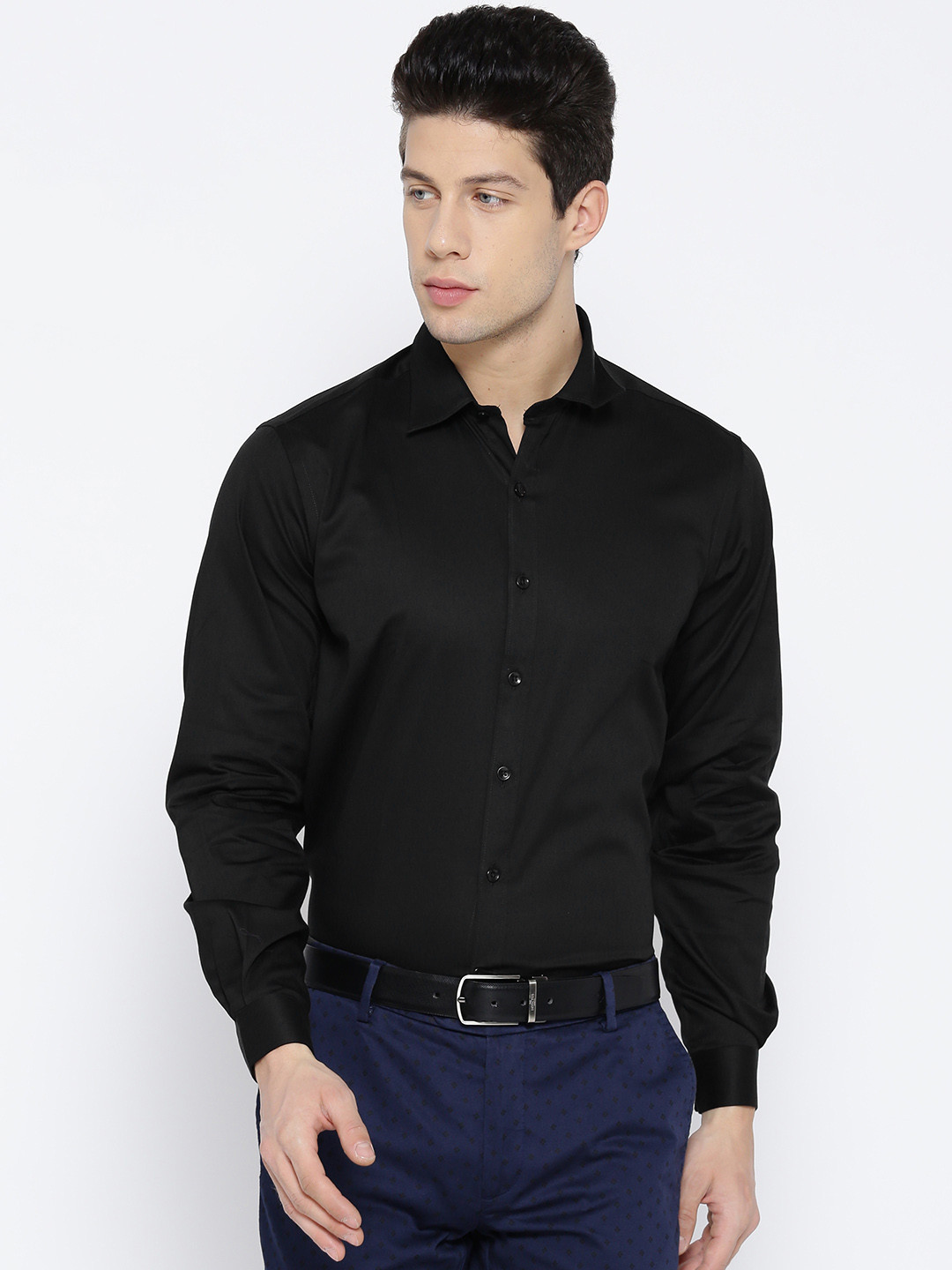 Buy Wills Lifestyle Men Black Slim Fit Solid Smart Casual Shirt