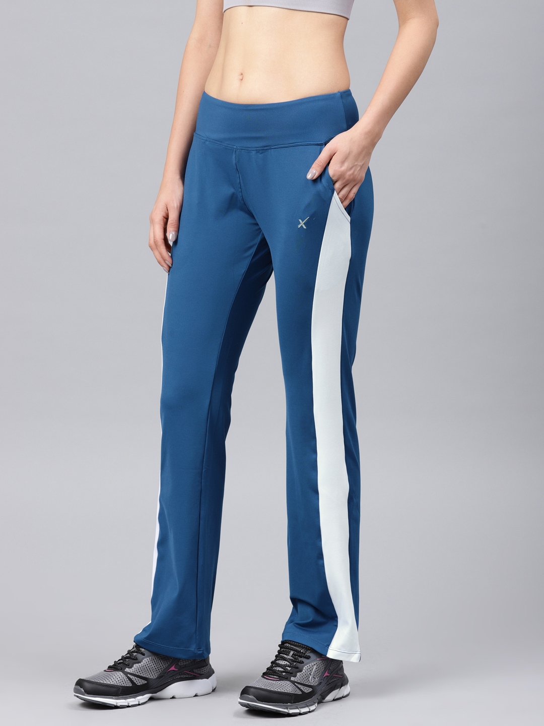 hrx track pants with zipper pockets