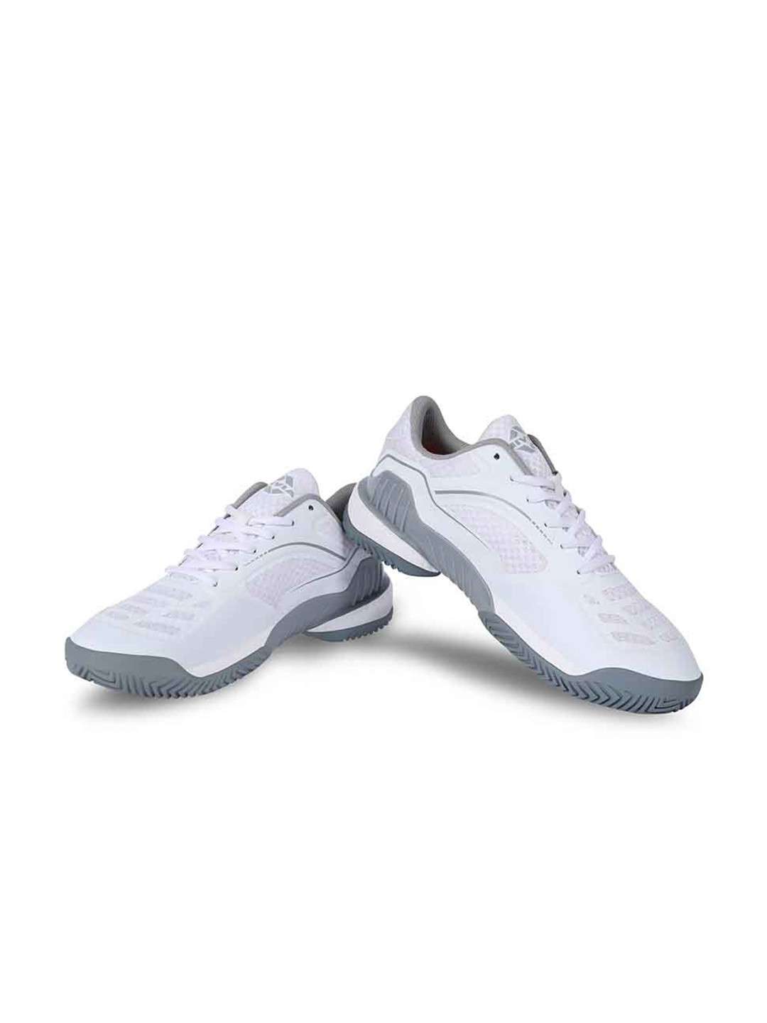 nivia tennis shoes