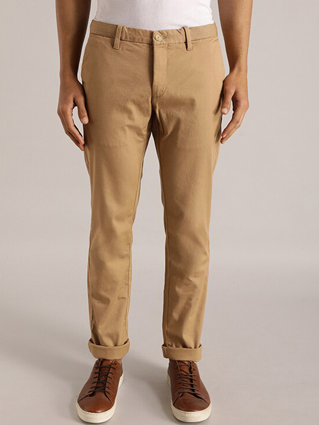 Buy Indian Terrain Men Brooklyn Mid Rise Slim Fit Pure Cotton Trousers ...