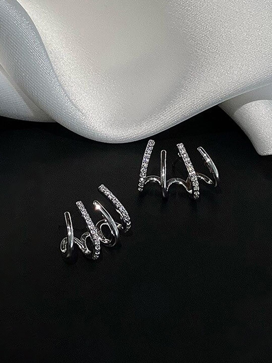 Ear cuffs online myntra clearance