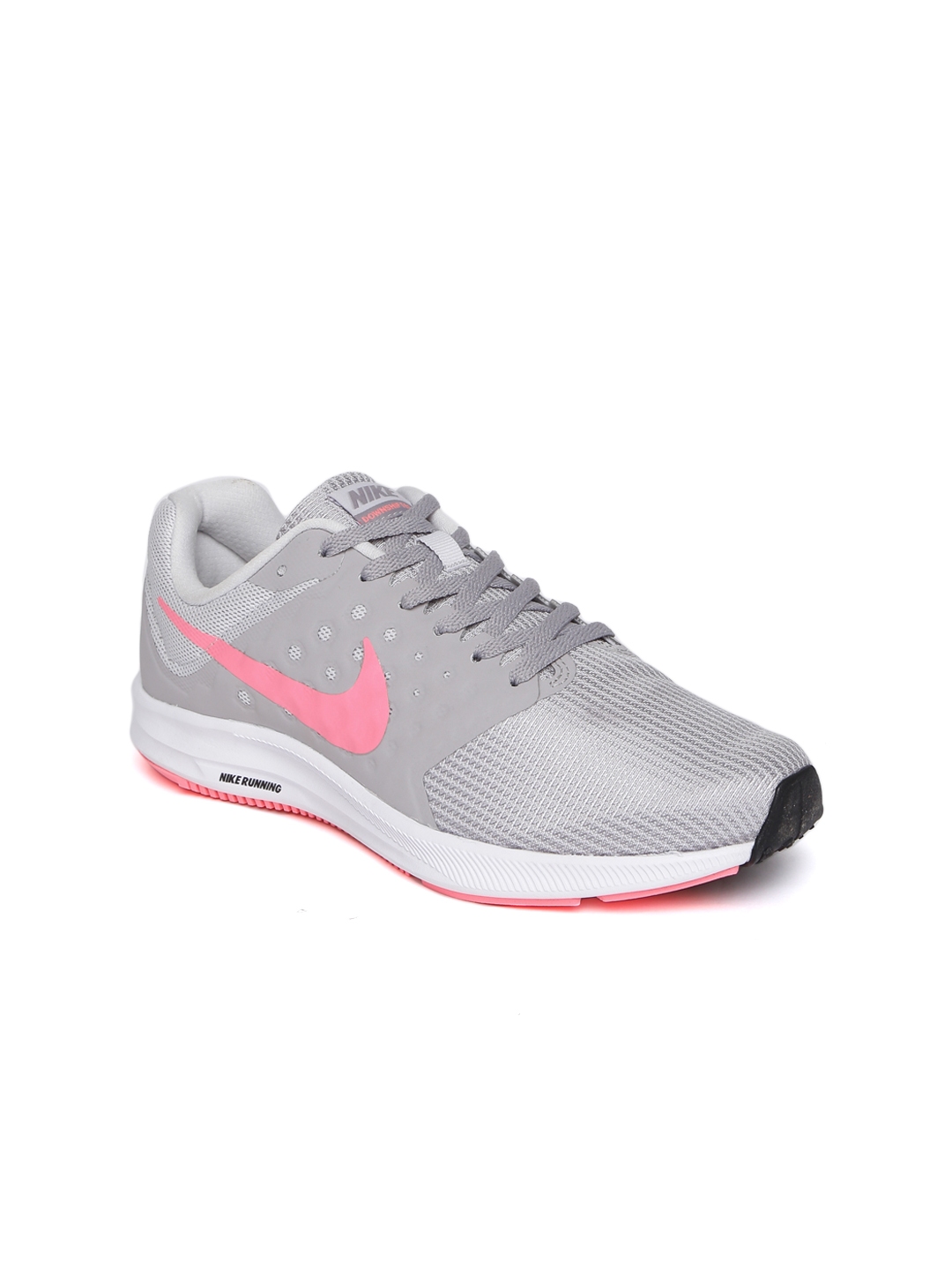 nike running shoes myntra