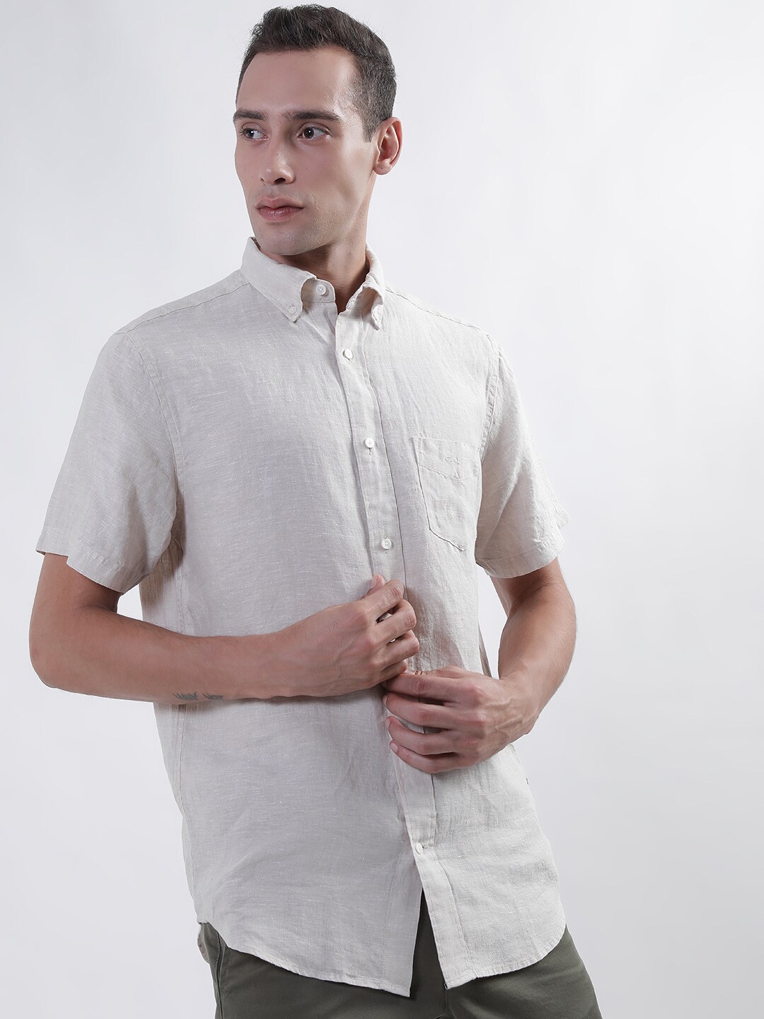 Buy GANT Button Down Collar Casual Shirt - Shirts for Men 23170752 | Myntra