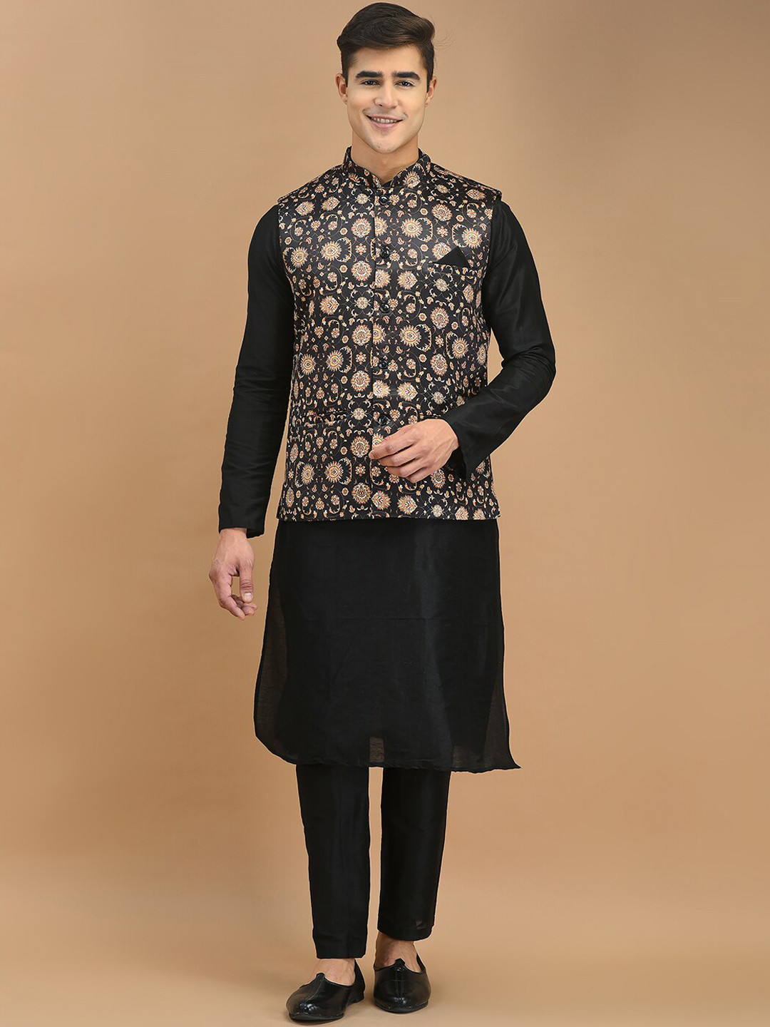 VASTRAMAY Mandarin Collar Straight Kurta with Pyjamas & Nehru Jacket main image 1