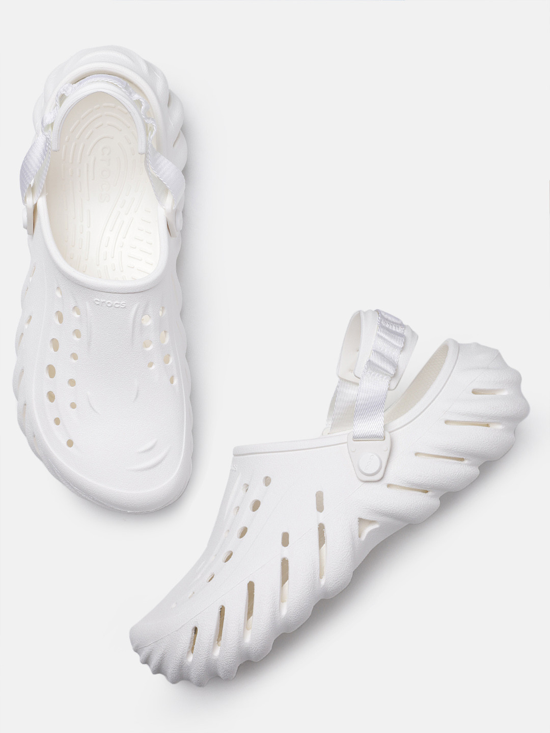 mens croc flip flops size 9