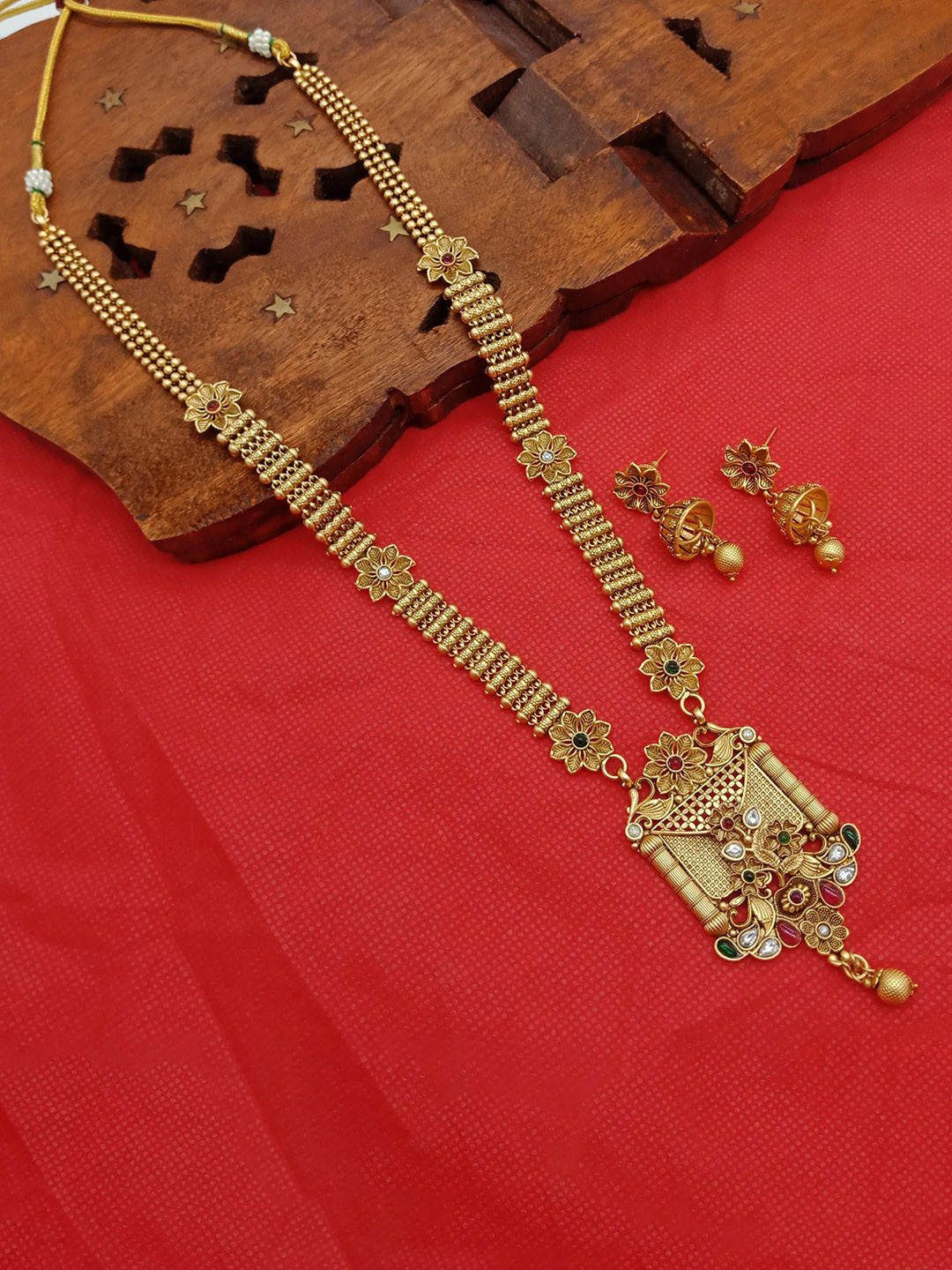 Buy AASHISH IMITATION Copper Plated Jewellery Set Jewellery Set for