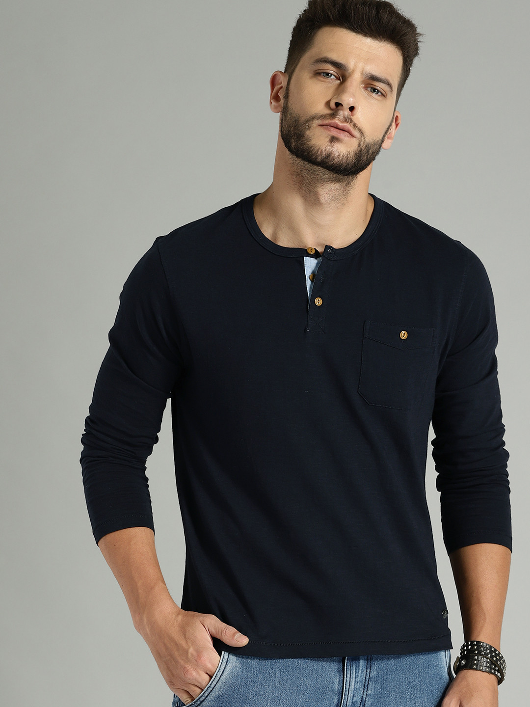 Buy Roadster Time Travlr Men Navy Blue Solid Henley Neck T Shirt