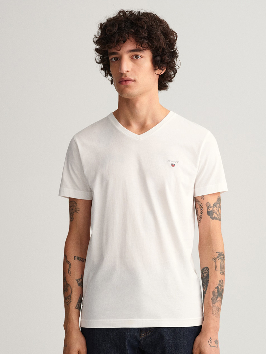 Gant Men Navy Blue Solid Pure Cotton Round Neck T Shirt