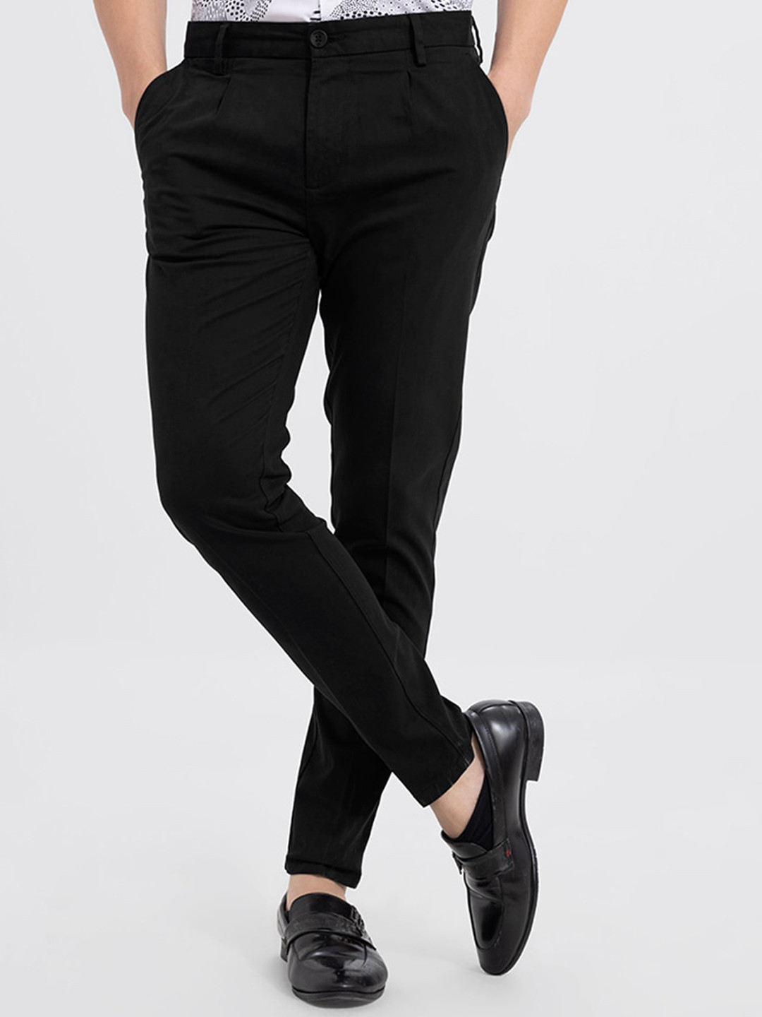 Buy Snitch Men Black Relaxed Straight Leg Slim Fit Pleated Trousers