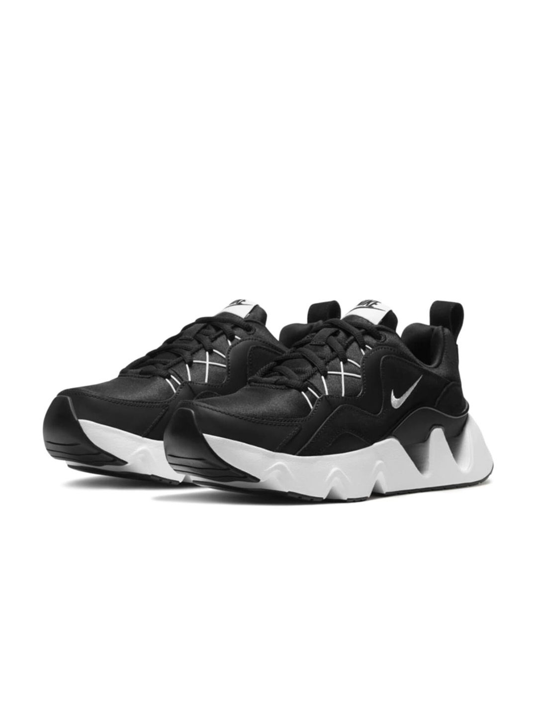women's nike ryz 365 casual shoes