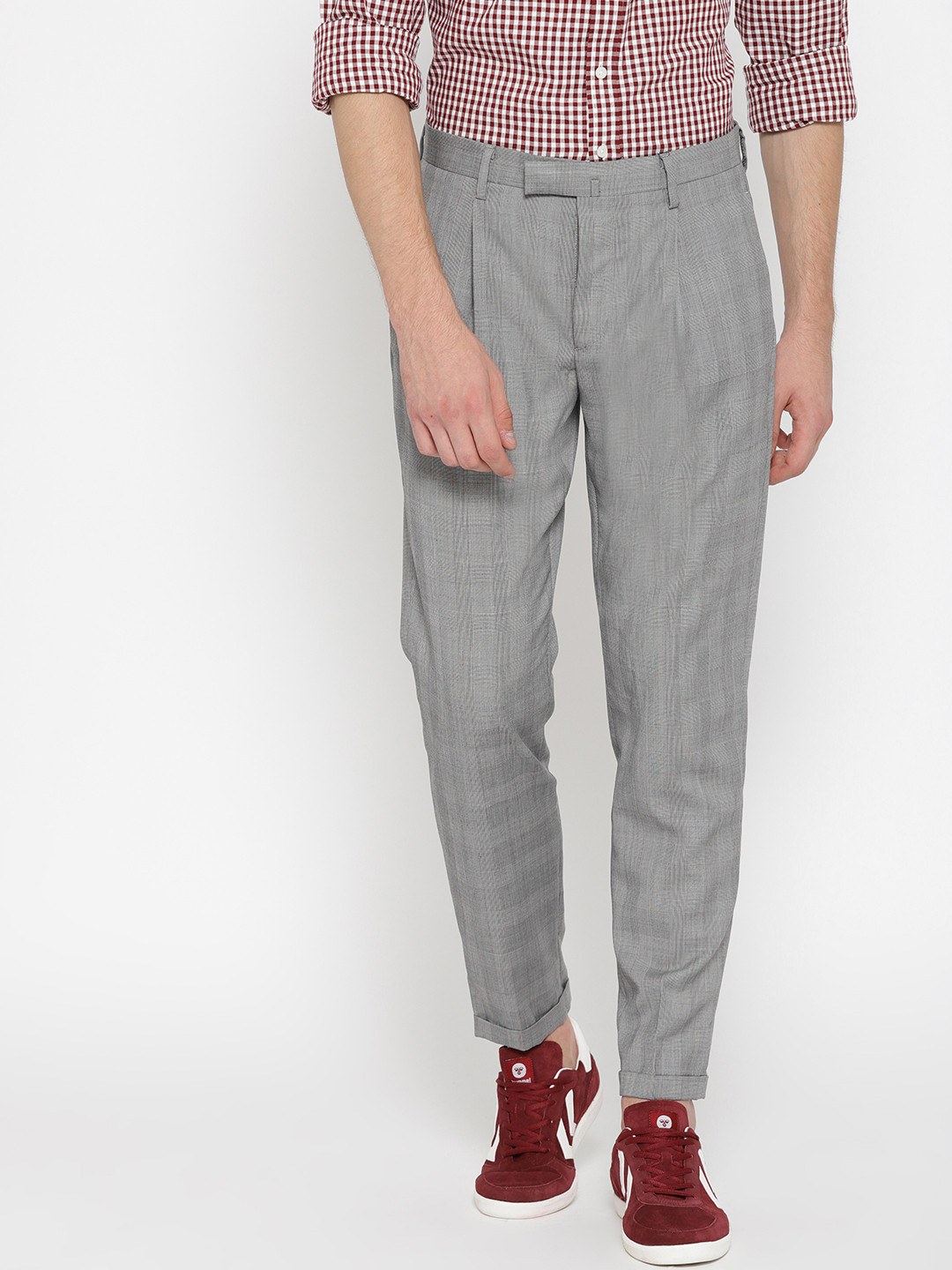 Buy MANGO MAN Men Grey Regular Fit Checked Regular Trousers Trousers