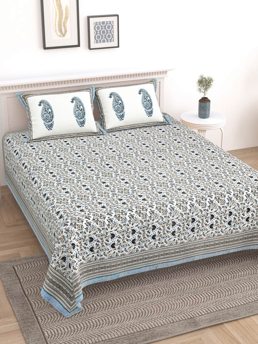 Buy Sangria Grey & White Geometric Printed 210TC Cotton King Bedsheet