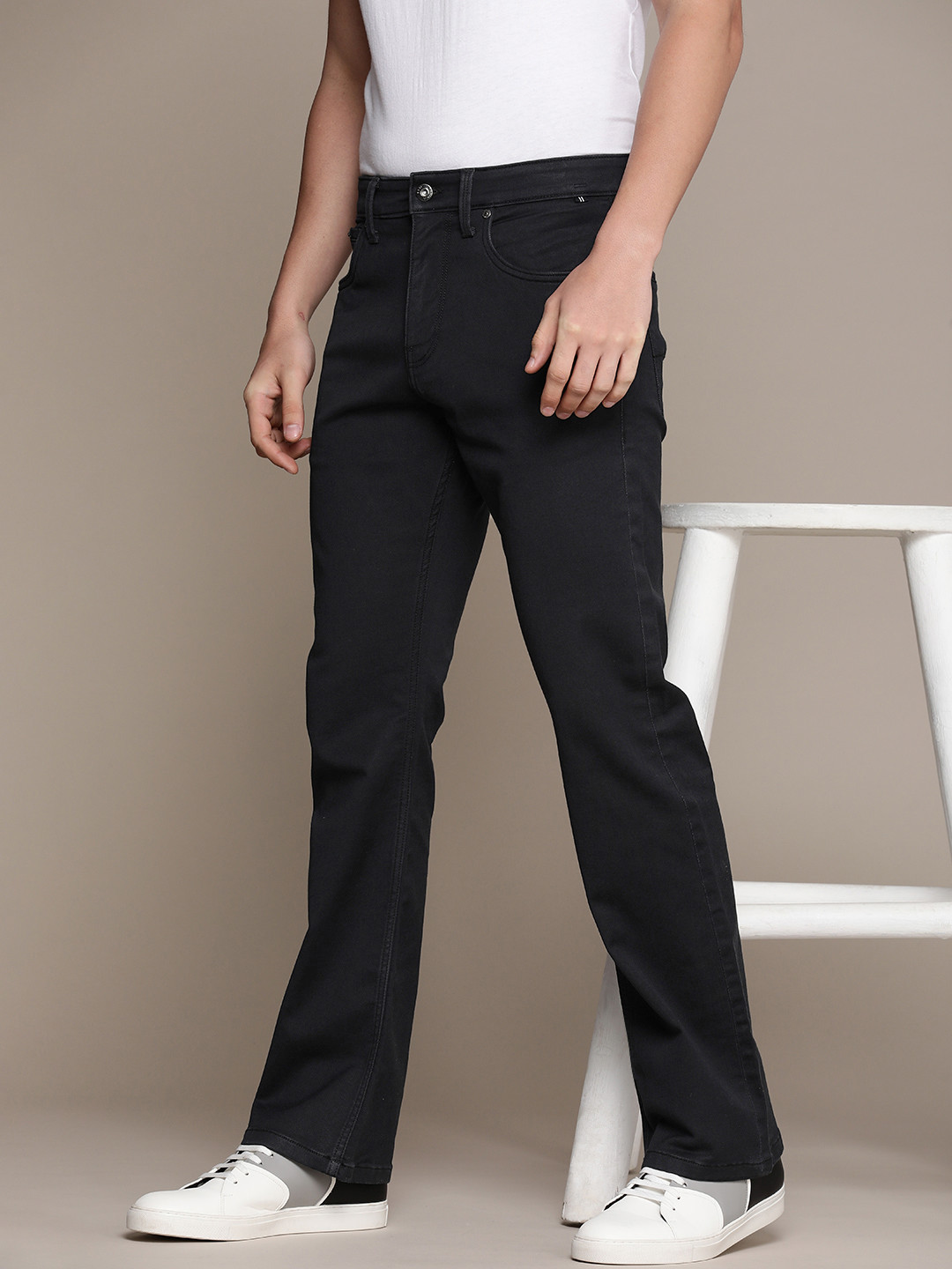 Buy Nautica Men Bootcut Jeans Jeans for Men 23365024 Myntra