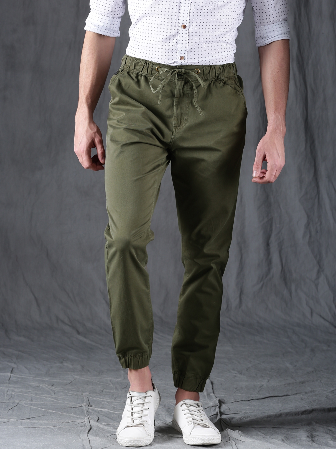 ivoc olive solid joggers