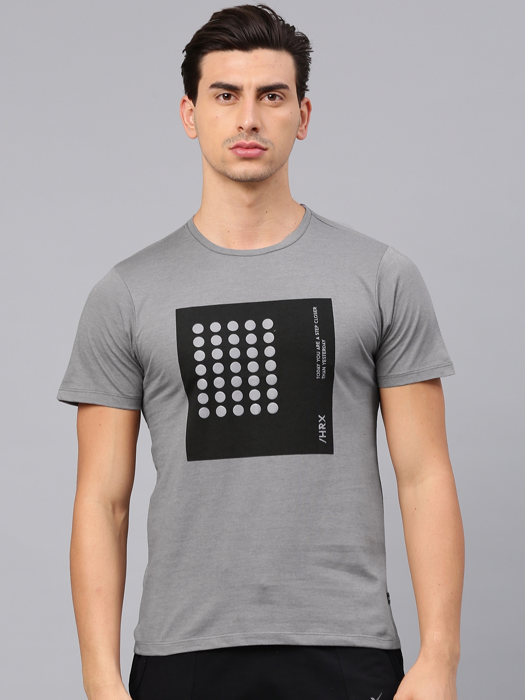 hrithik t shirt in war