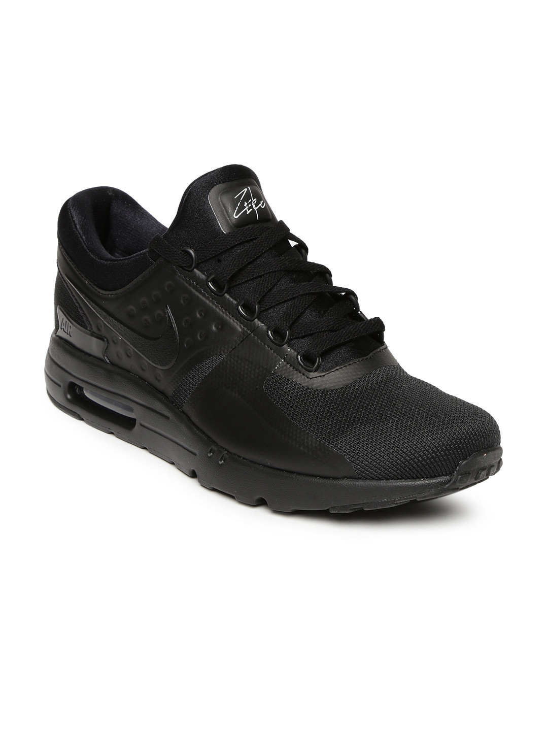 black nike shoes casual