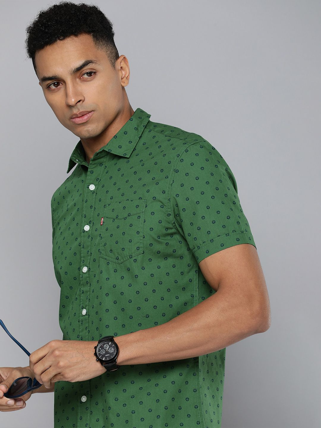 Men's Black Standard Slim Fit Geometric Printed Cotton Casual Shirt