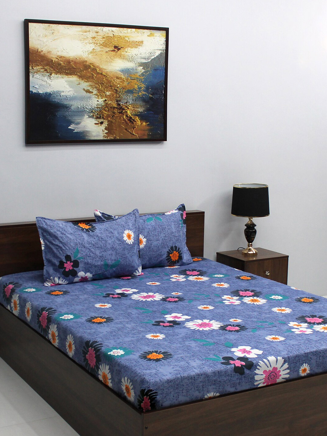 Buy BOMBAY DYEING Vista Blue & White Floral 144 TC Queen Bedsheet With