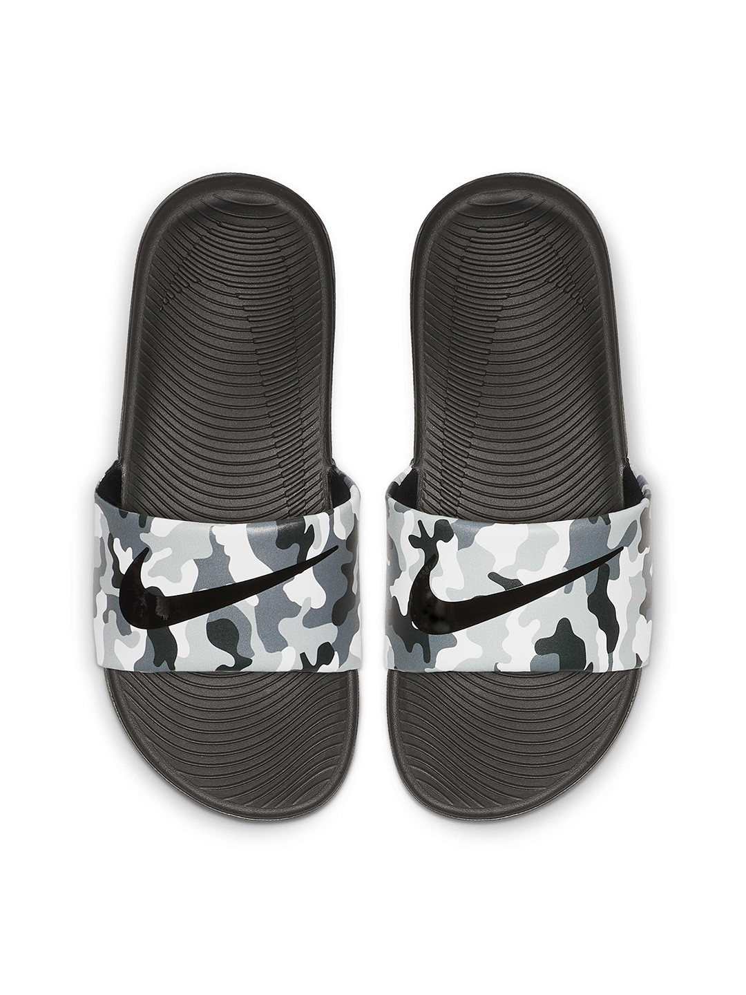 junior nike flip flops