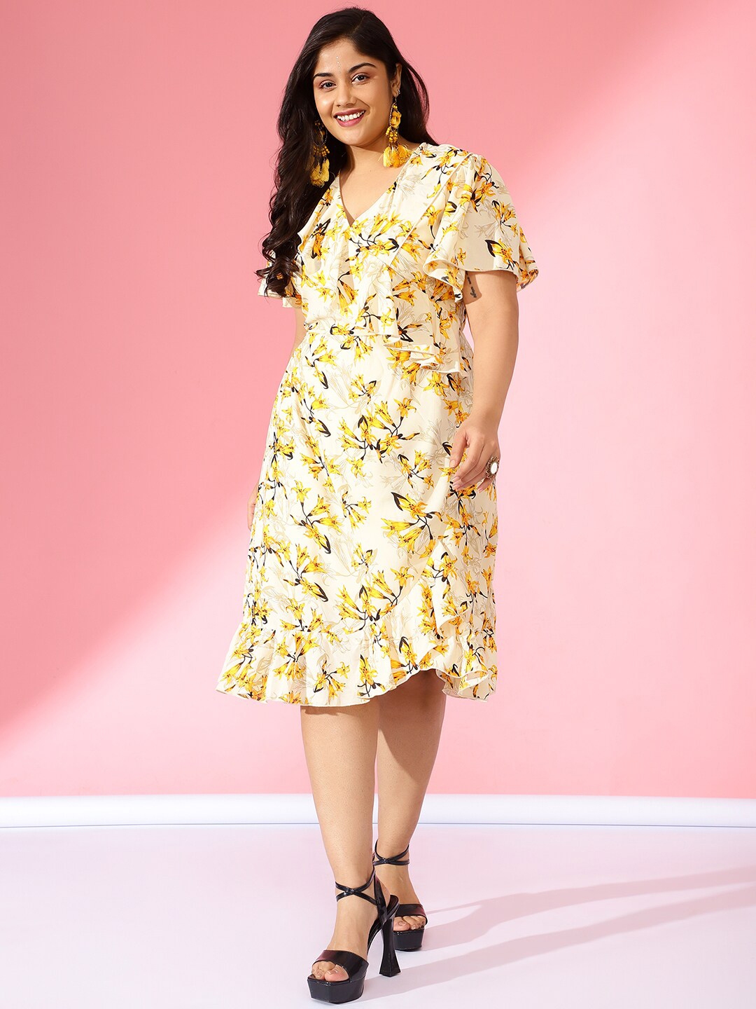 Buy CURVE BY KASSUALLY Yellow Floral Printed Ruffles Flared Sleeve A ...