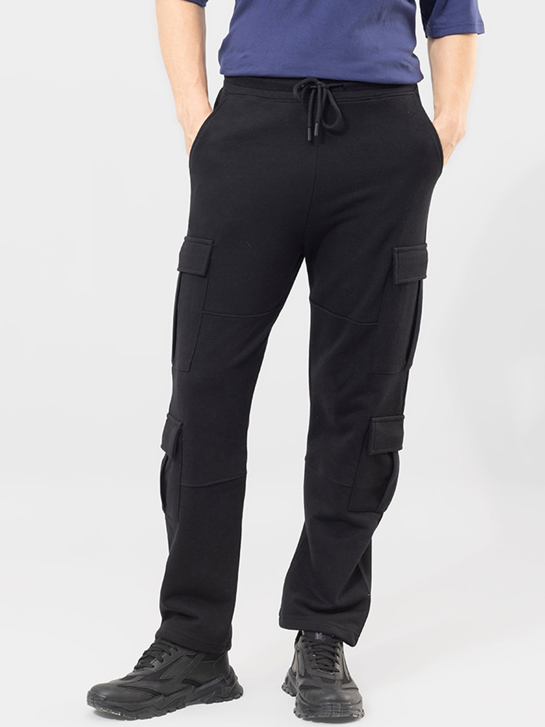 Buy Snitch Men Black Loose Fit Low Rise Cotton Cargos Trousers