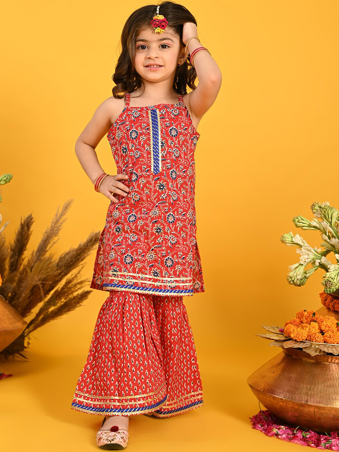 Girls Ethnic Motifs Printed Regular Kurta with Sharara
