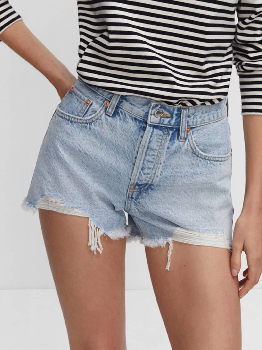 Mango Print Pattern Women's Shorts