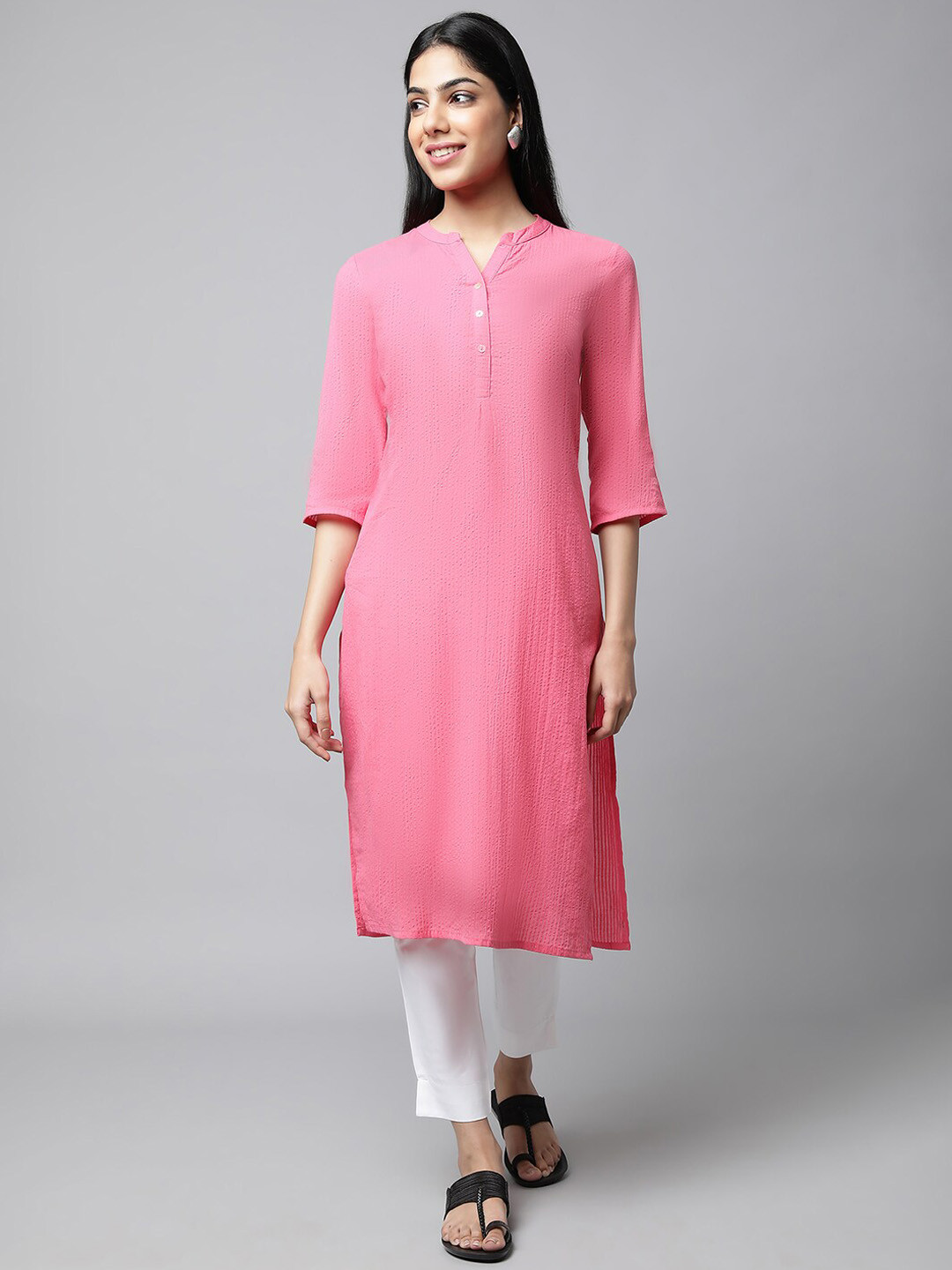 Buy AURELIA Self Design Mandarin Collar Straight Kurta With Trousers