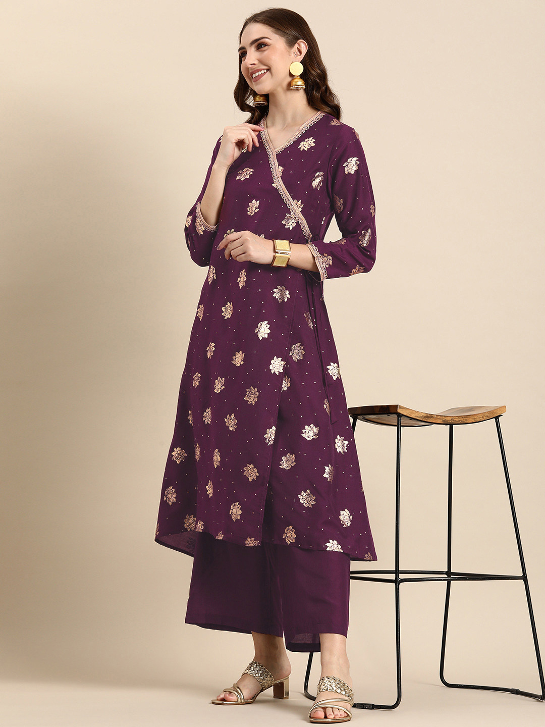 Women'S Maroon Solid Angrakha Kurta With Palazzos main image 0