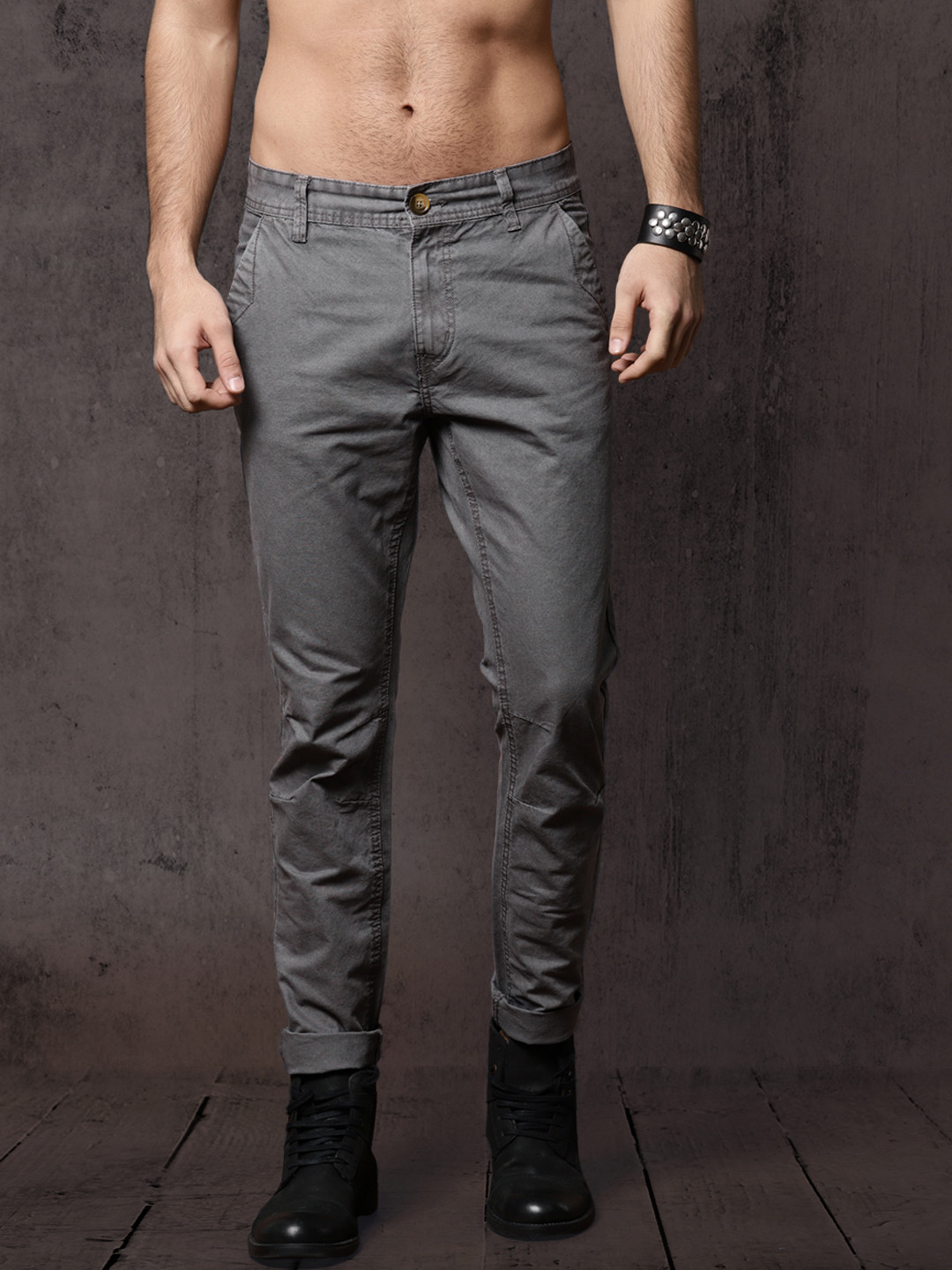 Buy Roadster Men Grey Slim Fit Solid Regular Trousers - Trousers for ...
