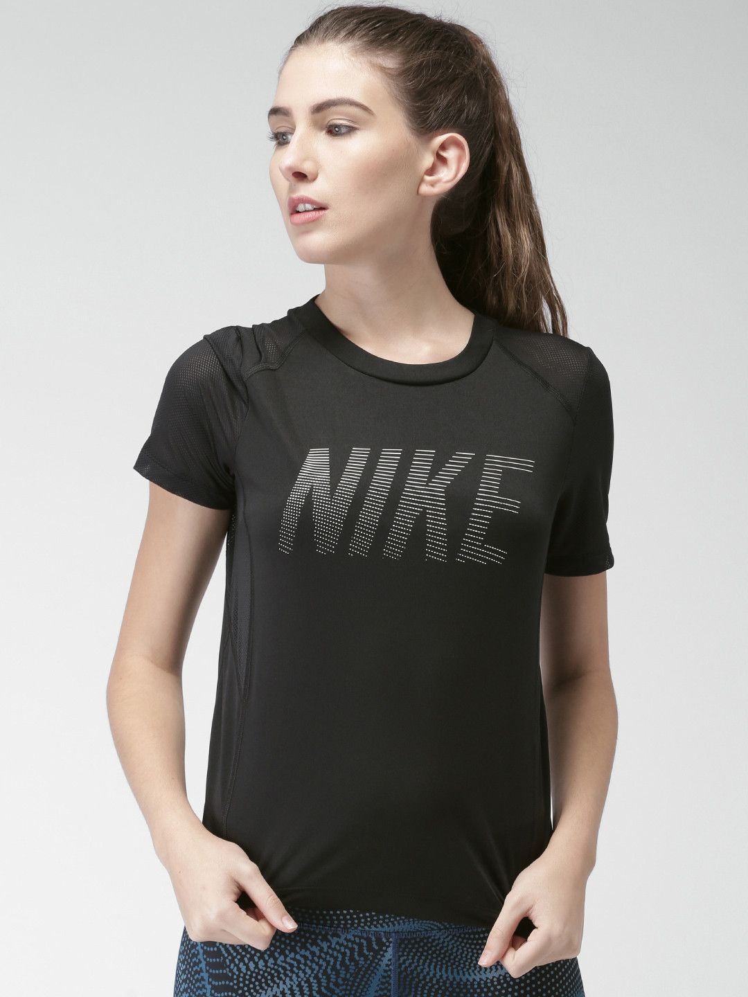 womens nike black t shirt