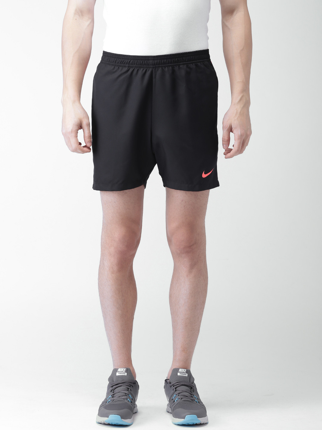 mens shorts nike black